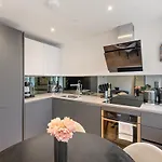 Modern 1 Bedroom Apartment In Fitzrovia